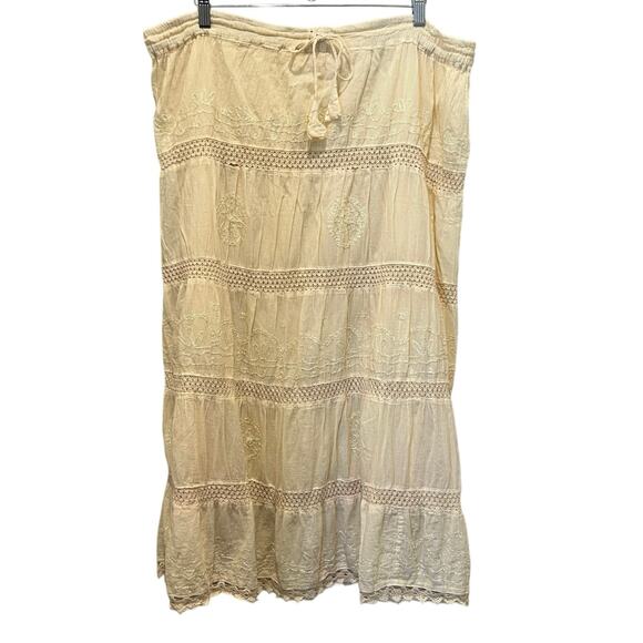 BOMBAY FASHION One Size Light Yellow Cream Maxi Tiered Skirt Lined Crochet - Picture 1 of 7